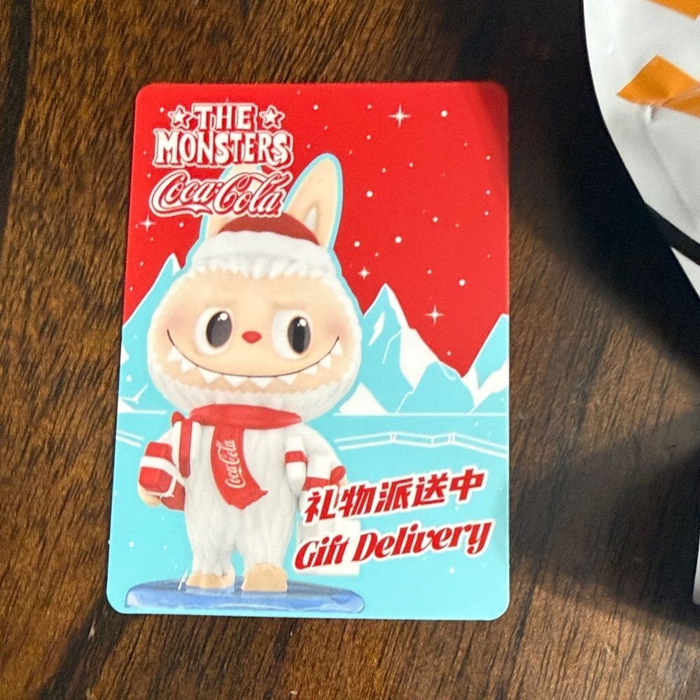 Coca-Cola The Monsters Coca-Cola Gift Delivery Labubu figurine